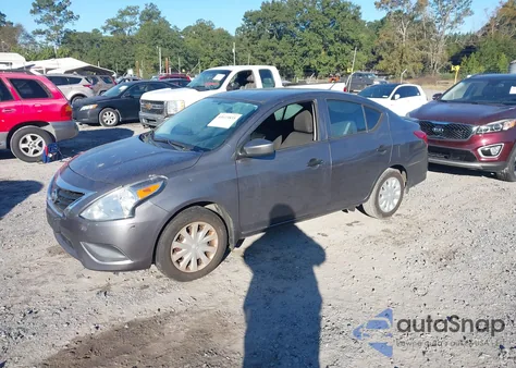 2018 Nissan Versa 1.6 S+ z USA, uszkodzony, nr VIN 3N1CN7AP8JL888216